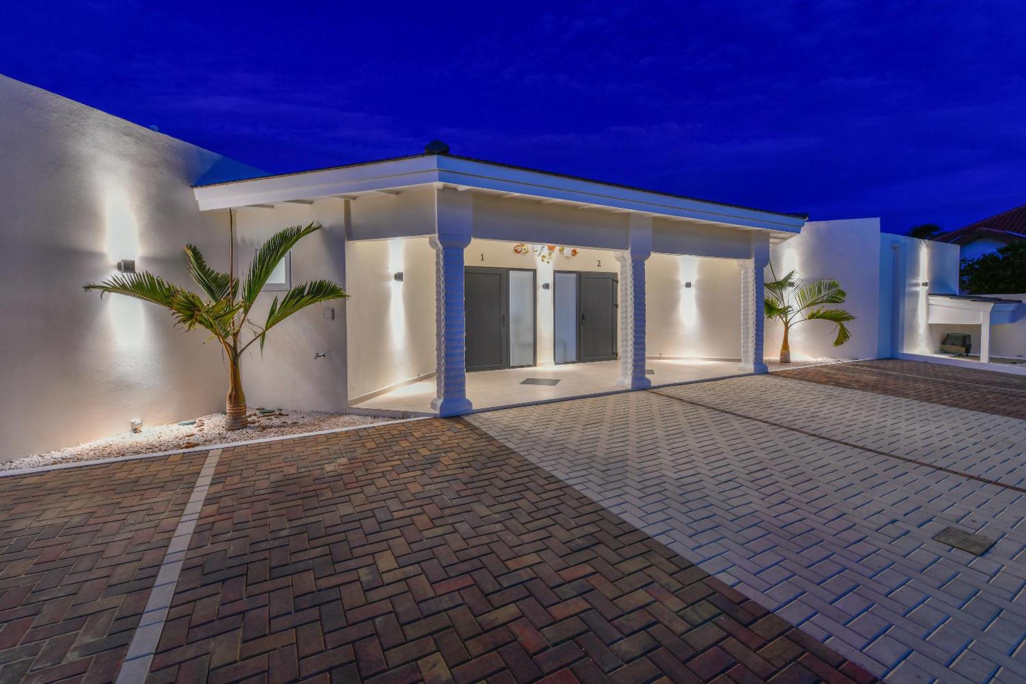 פאלם ביץ' Boutique Hotel Swiss Paradise Aruba Villas And Suites מראה חיצוני תמונה